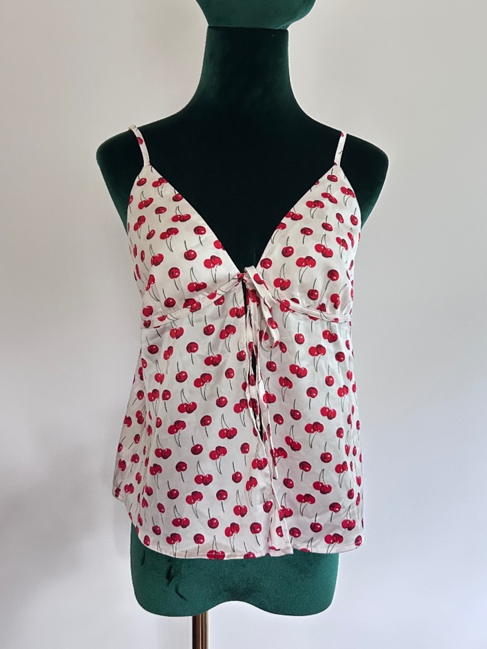 Y2K Abercrombie Fitch Sleepwear Cherry Print Tie Front Cami Top M Feminine Chic